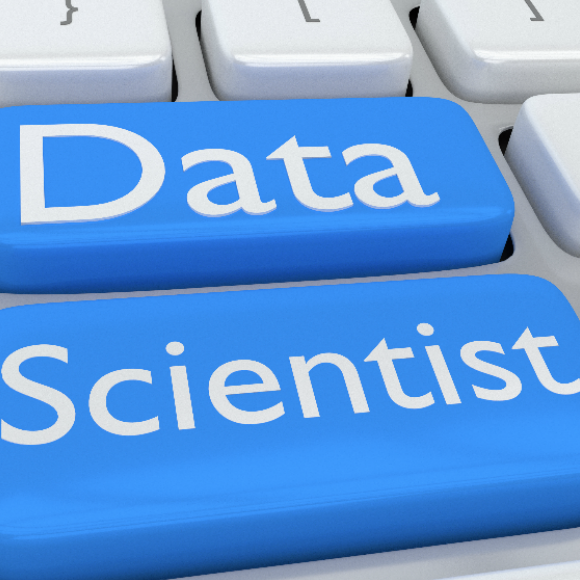 ¿Qué se debe tener en cuenta al contratar un científico de datos?